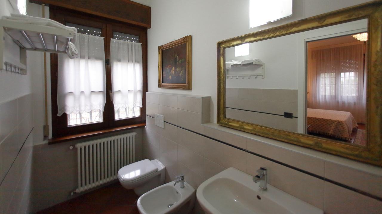 B&B Domus Σιρμιόνε Εξωτερικό φωτογραφία